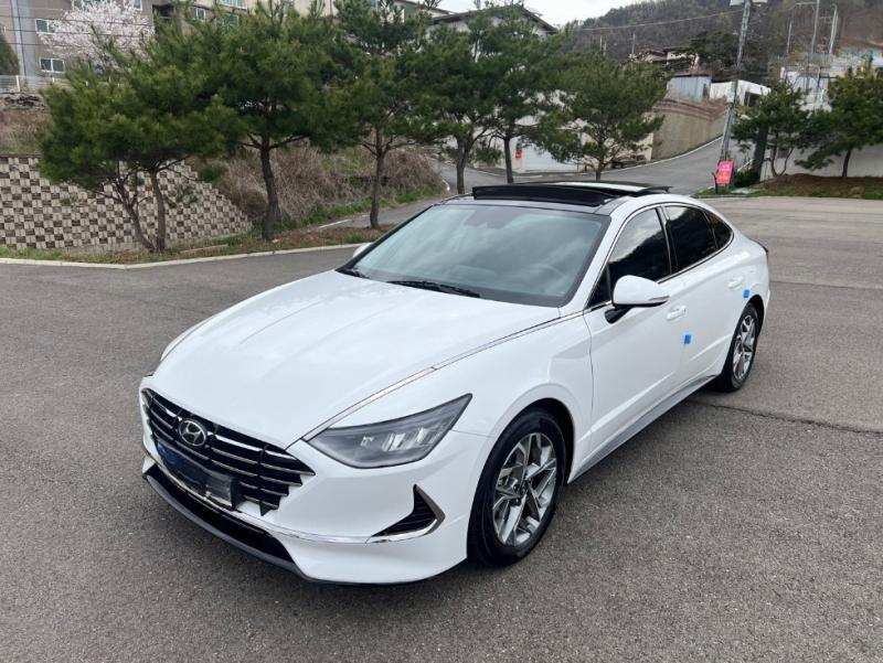   HYUNDAI SONATA 2022 ..